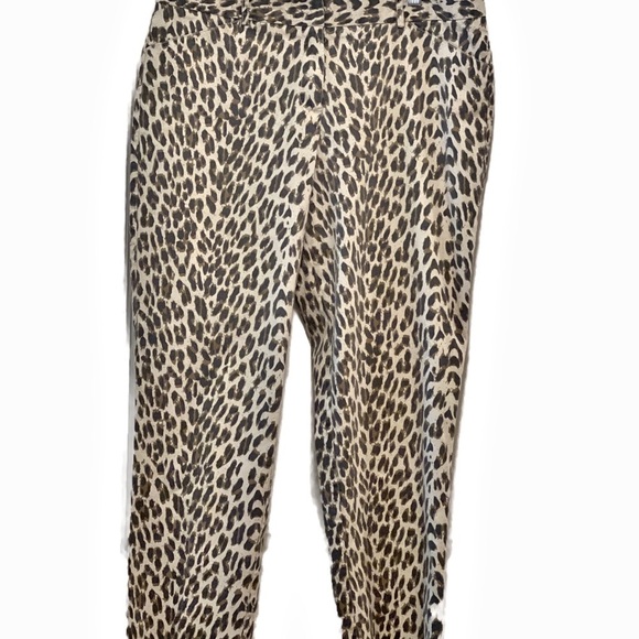 Larry Levine Brown and Black Capris with Relaxed Fit - Picture 1 of 5